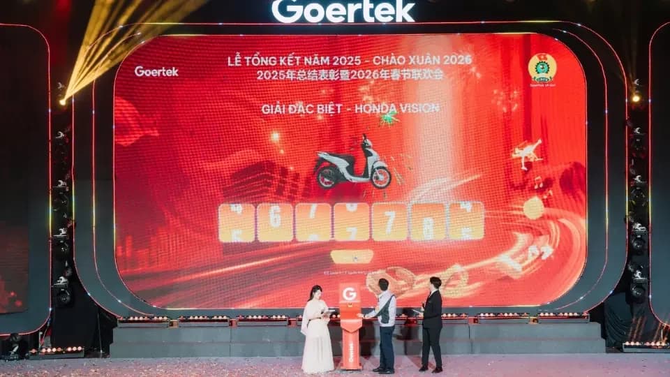 Vòng quay hiển thị toàn màn hình LED
